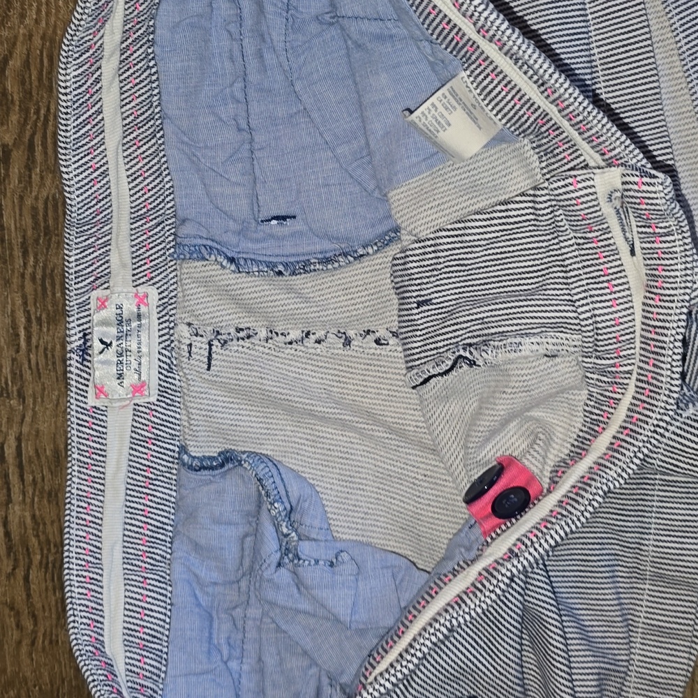EUC American eagle shorts - Picture 16 of 16